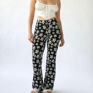 Urban Outfitters Floral Black and White Bryn Daisy Women's Flare Pants